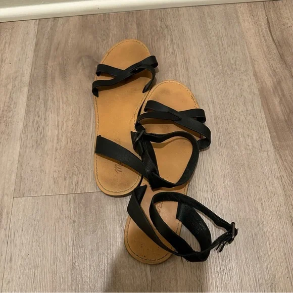 Madewell Boardwalk Ankle Wrap Black Strappy Leather Sandals - Picture 4 of 8
